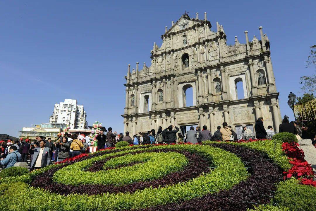 芳草地澳門免費(fèi)資料探索之旅，深入了解與獲取指南，澳門芳草地免費(fèi)資料探索指南，深入了解與獲取攻略