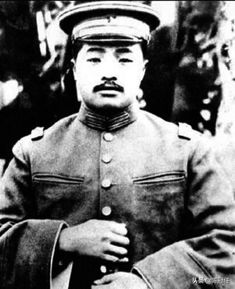 關(guān)于殲-20飛行員叛變的真相探討，殲-20飛行員叛變真相揭秘