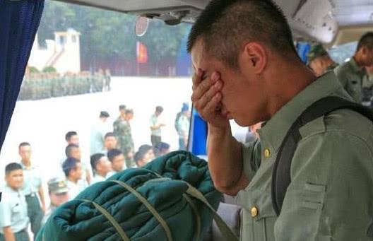 參軍的意義與價值，塑造個人成長與社會進(jìn)步的雙重力量，參軍的意義與價值，塑造個人成長與社會進(jìn)步的雙重力量塑造者