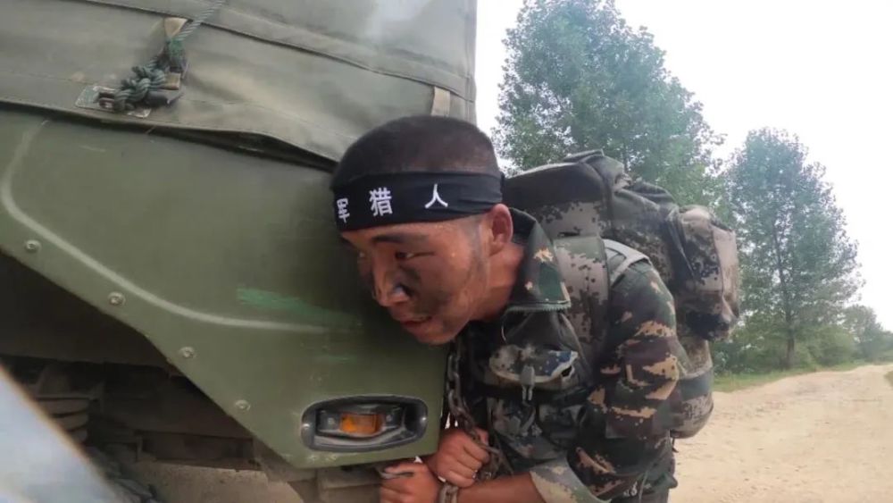 獵人集訓(xùn)隊真的有人死亡嗎？探究真相與誤解，獵人集訓(xùn)隊真相揭秘，死亡事件真相探究與誤解澄清