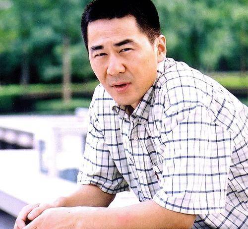 演員吳越個人簡歷——一位備受矚目的影視之星，演員吳越的個人簡歷——影視界的耀眼明星