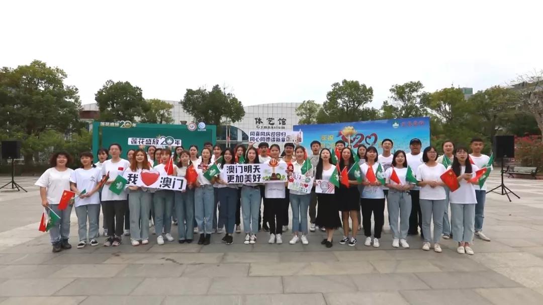 澳門一肖中100%期期準(zhǔn)海南特區(qū)號(hào)，揭秘彩票預(yù)測(cè)背后的秘密與策略，澳門一肖精準(zhǔn)預(yù)測(cè)彩票背后的秘密與策略揭秘